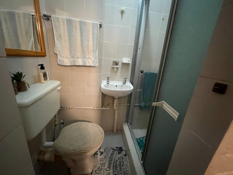 4 Bedroom Property for Sale in Kanoneiland Northern Cape